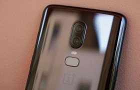 OnePlus 7案例泄漏备份了弹出式自拍相机的报道