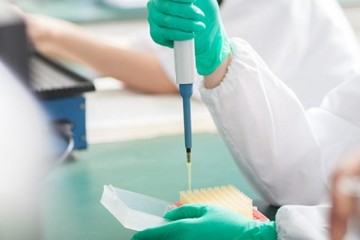 科学家完成首例基因编辑干细胞治疗艾滋病和白血病患者