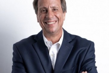 HTC宣布任命YVES MAITRE出任CEO