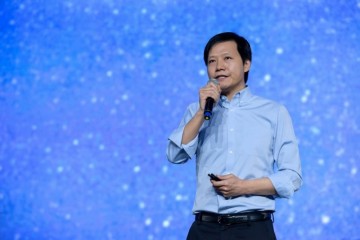 雷军小米第二款5G手机不便宜希望理解或突破4000元大关