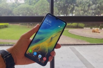 小预算也有全面屏由中兴BladeA7领进门