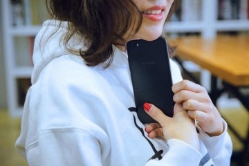 最廉价的256GB4800万三摄+快充价格跌至1698
