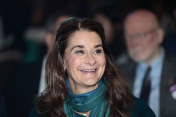 盖茨夫人宣布捐款10亿美元促进美国的性别平等