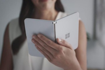 微软发布折叠屏手机SurfaceDuo传言成真体验如何?