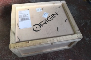 保证运输安全OriginPC用板条箱快递笔记本电脑