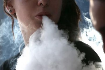 美国CDC电子烟疾病激增至1000多例至少18人死亡