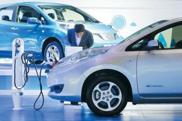 上海新能源汽车展延期因半数厂商倒闭主办方回应