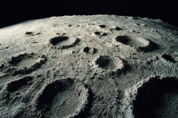 借助美国日本月球车瑶姬拟于2021年首次登月