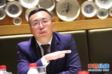 荣耀总裁赵明5G手机消费需要爆款刺激