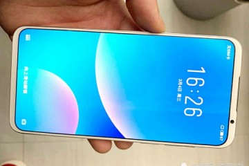 小屏党神机骁龙855plus加双扬声器加横向线性马达
