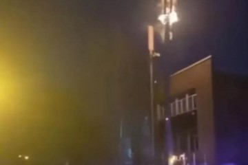 5G传达新冠外国人当了真英国多座5G基站被焚毁