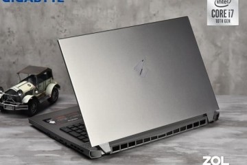 首款十代酷睿8核旗舰游戏本技嘉AORUS17GXB评测