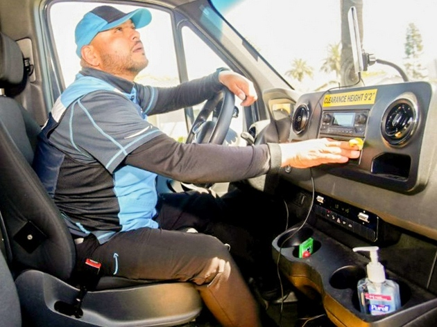 亚马逊被曝使用AI摄像头决定配送驾驶员薪酬和续聘资格